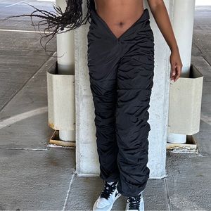 V length black pants